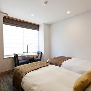 Compact Twin Room